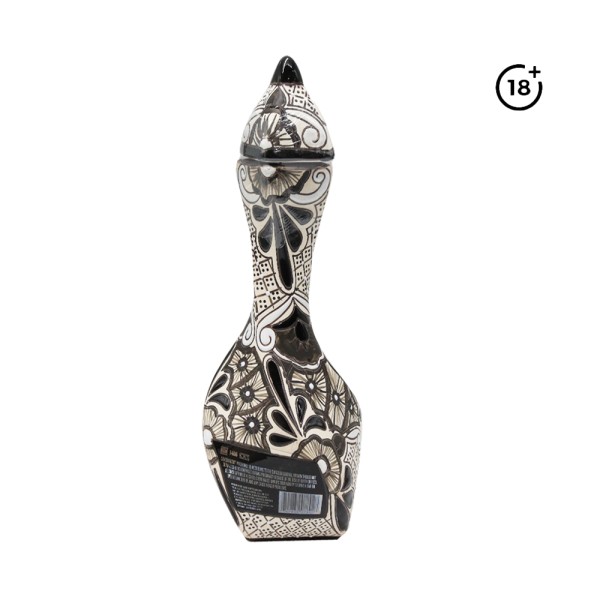 DONA VICTORIA TEQUILA EXTRA ANEJO BOTTLE