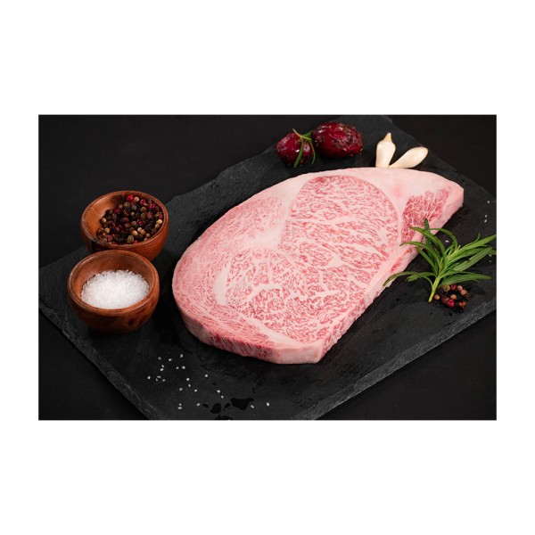 BEEF WAGYU CUBEROLL